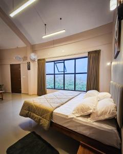 A Hilltop Nature Retreat in Wayanad