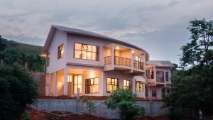 A Hilltop Nature Retreat in Wayanad