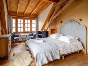 Chalets Chalet,14 p, 230m2,sauna,billard,source : photos des chambres