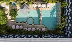 Phuket Island View Resort - SHA Extra Plus - 4hvězdičkové hotely ve městě Karon pláž