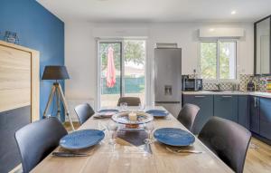 3 Bedroom Cozy Home In La Tremblade