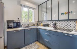 3 Bedroom Cozy Home In La Tremblade