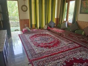 Skyway Apple orchard