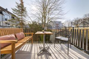 Ferienwohnung Strom Acht - modern frisch inkl Stellplatz, Balkon - 200m zum Alten Strom