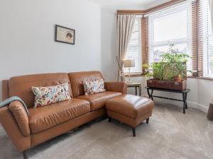 Comfortable 3 bed near Southend Pass the Keys