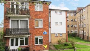 McRae - 1 bed Flat - South Norwood-Crystal Palace
