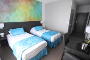 Hotels Logis hotel - La Chambre D'Amiens : photos des chambres