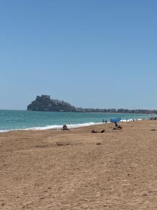 Fantástico apartamento con vistas al mar