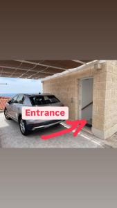 Paola suite 5 min from the beach