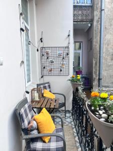 Fiesta Apartment on Franka 2BR-6P