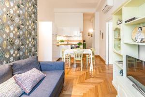 Caralis Home - Historic center