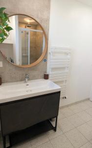 Cœurs de l ouest - appartement climatisé avec jardin et parking