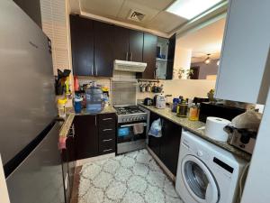 1 Bedroom appartment opposite to silicon central mall