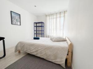 Hypercentre Cholet, grande capacité 2 à 12 personnes max, 4 chambres