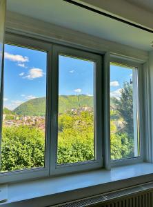 Cloos - Elegant Residence with Panoramic View