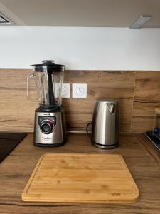 Appartements La Datcha - New T3 with balcony & parking near train station : Appartement