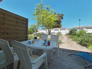 Studio cosy avec jardinet à 300m de la plage - 4 couchages - FR-1-224B-689
