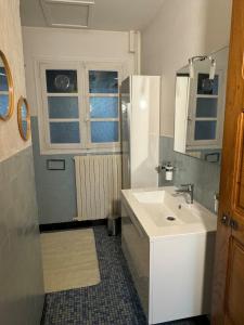 Maisons de vacances Maison a Lourdes, avec jardin : photos des chambres
