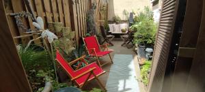 Sejours chez l'habitant PARIS AUTHENTIC HOUSE Metro 14 Station Hopital Bicetre, RER B Gentilly : photos des chambres