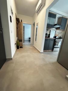 Yellow Dawn Apartment