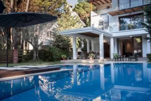 Beachfront Villa by Monika Experiences