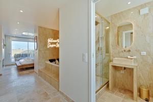 Welcome to Corsica Love