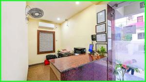 Hotel Triple Tree Near Bhubaneswar Railway Station - Lift and Restaurant Facilities - Fully Air Conditioning Rooms - Top Rated Hotel In Bhubaneswar