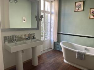 B&B / Chambres d'hotes L Oranger : photos des chambres