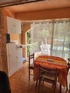Appartements Six-Fours-les-Plages apartment : photos des chambres