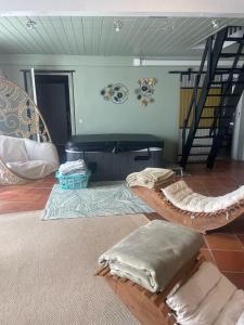 Studio de charme 70m2, Jacuzzi et Piscine Partagée