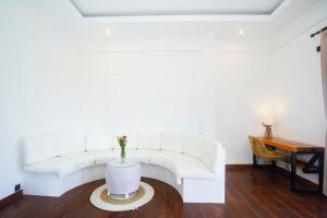 Ubud peaceful private villa with Rice fields view