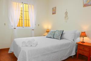 EL RANCHITO, Playa a 15 min, Piscina, BBQ, Chimenea, Vistas, Terraza, Aparcamiento