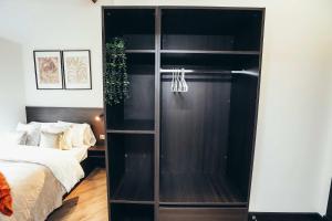 No46 Stylish City Studio Apartment, By DerBnB