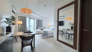 Tambuli Ocean View Luxe Studios, Mactan Seaside Residences