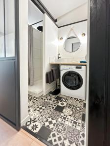 Appartements Charmant Duplex, Calme & Confort a 10 min de Paris : photos des chambres