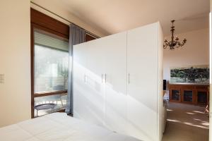 Cedrus & Carob House, walking distance to beach!