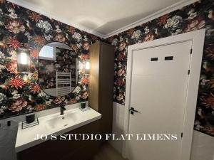 Jos Studio Flat Limens