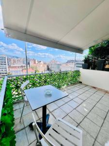 Acropolis view family big veranda by Zeussuites