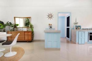 North Beachfront Villa