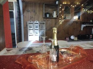 Appartements LOVE ROOM Chalet des ALPES : photos des chambres