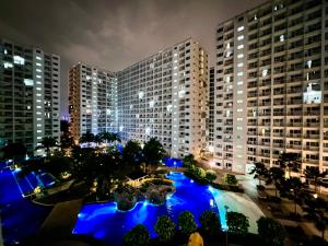 Apartments at Shore 1 Residences MOA Pasay Near Airport