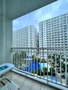 Apartments at Shore 1 Residences MOA Pasay Near Airport