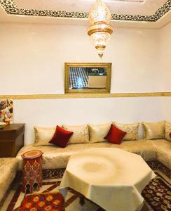 Quarya Assiyahia - Riad CAMILIA- Maison entière 3Ch, Piscines & Parking