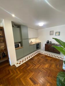 VECIO FIENIL - tranquillità e confort, vicino al centro con parcheggio gratuito