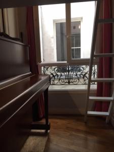 Appartements Typical Parisian apartment 70sqm Downtown : photos des chambres