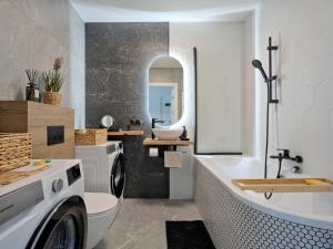 Gdańsk Apartment - Parking, Terrace & Garden - by Rentujemy