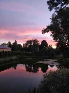 Majestic Manor Gardens An Elegant Private Retreat