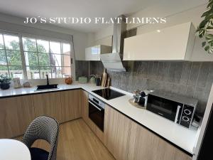 Jos Studio Flat Limens
