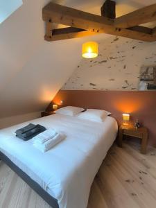 Maisons de vacances La Maison Rouge sur le port a proximite de toutes commodites 2 personnes : photos des chambres