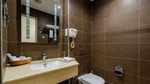 Hotel Grand TeO Near IGI Airport